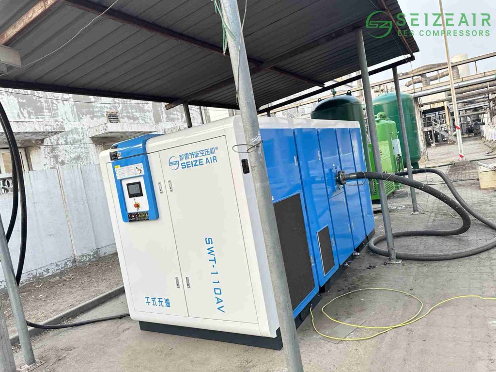 Industrial-air-compressor-for-chemical-industry-outdoor-unit-seize-air