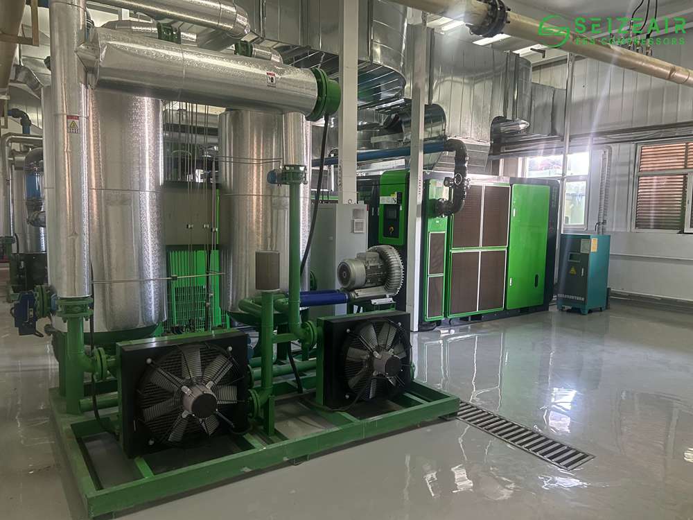 low-pressure-air-compressor-workshop-panorama-seize-air